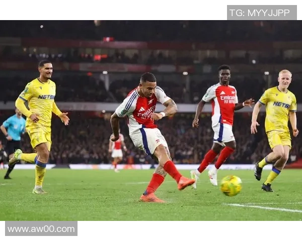 中超精彩对决阿森纳大胜拜仁上演帽子戏法引爆全场热情