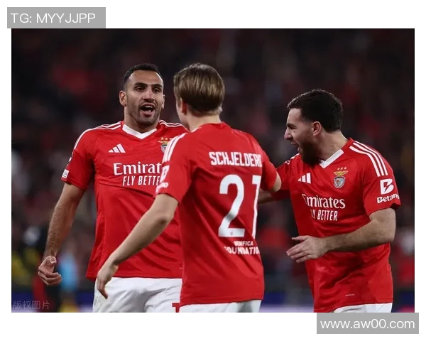 足总杯精彩对决曼联6-2大胜本菲卡神扑瞬间点燃全场激情集锦回顾