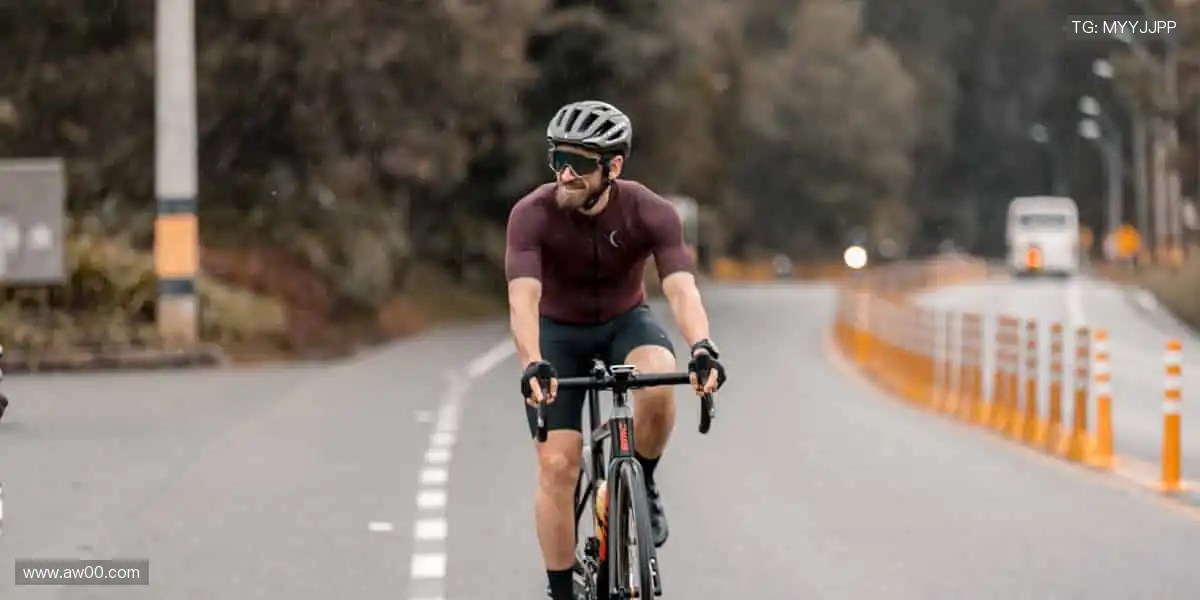 实时直击,弹幕狂欢!💻🎉 体育直播,就要和千万人一起尖叫!